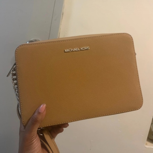 Michael Kors Camel Crossbody Bag - Picture 3 of 6